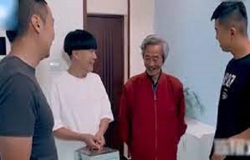 Các thanh niên sang 'ăn chùa' bác hàng xóm và cái kết dở khóc dở cười